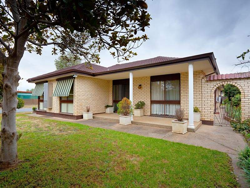 523 Kemp Street, Lavington, NSW 2641 Property Details
