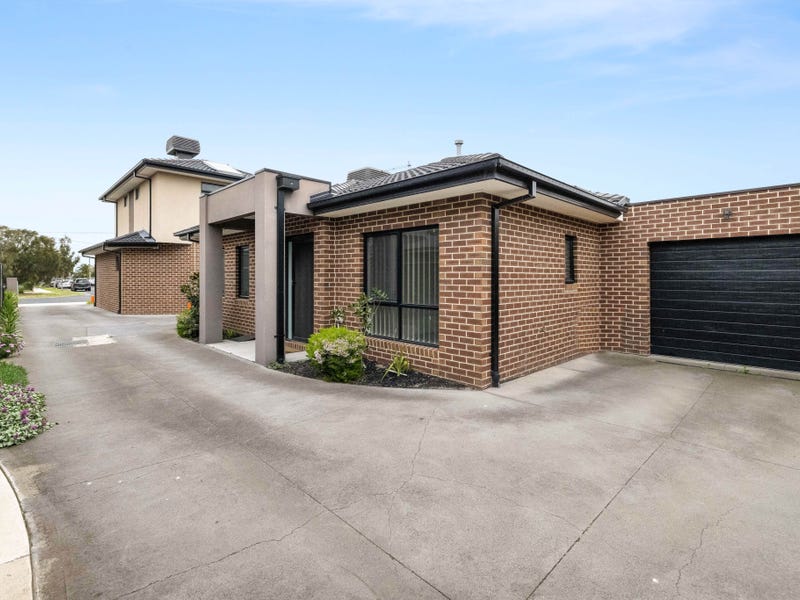 2/18 Hilton Street, Hadfield, VIC 3046