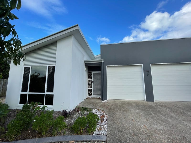 7 Memorial Street, Toogoom, QLD 4655