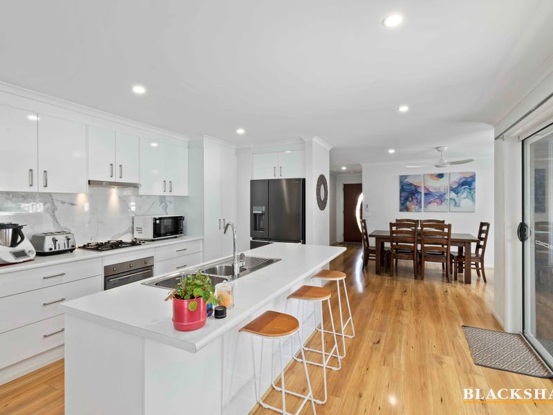 Real Estate & Property for Sale in Bungendore, NSW 2621 (+4 locations