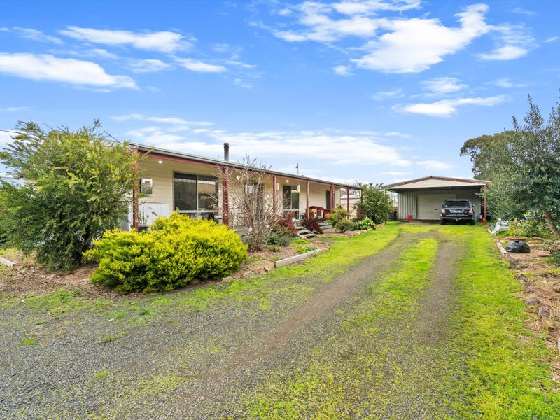 15 Weir Road, Heyfield, Vic 3858 House for Sale