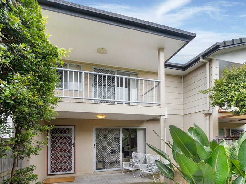 2/1 Victoria Street, Fairfield, Qld 4103 Property Details