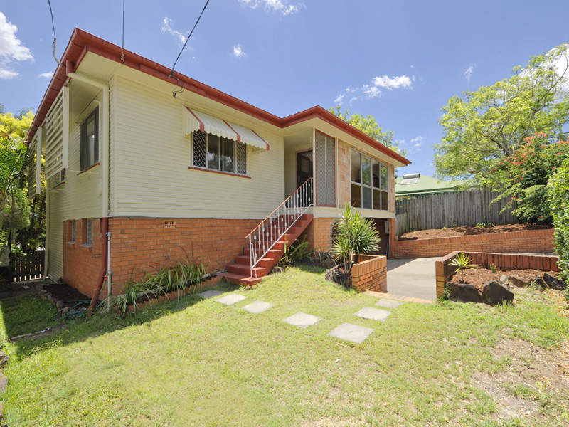 306 Richmond Road, Cannon Hill, QLD 4170