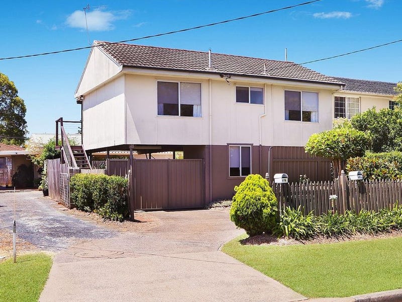 69 Kerry Cres, Berkeley Vale, NSW 2261