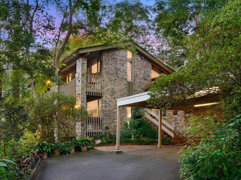 96 Campbell Drive, Wahroonga, NSW 2076 Property Details