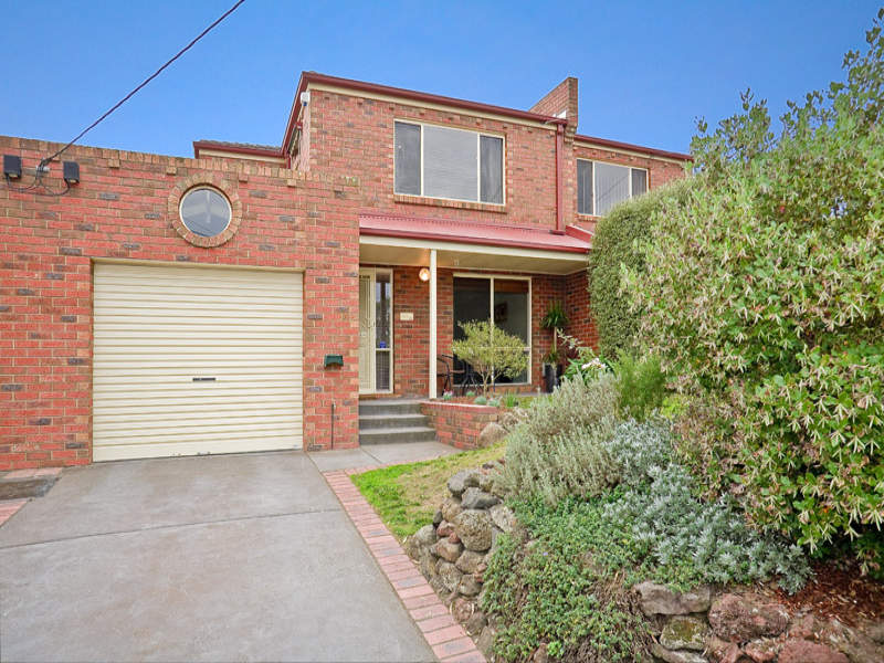 17 Dobson Road, Montmorency, Vic 3094 Property Details