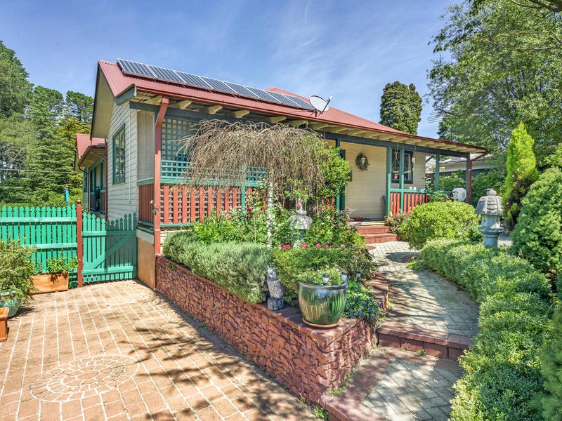 23 Parkes Street, Wentworth Falls, NSW 2782 House for Sale