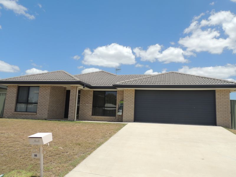 86 Lambert Drive, Moranbah, Qld 4744 Property Details