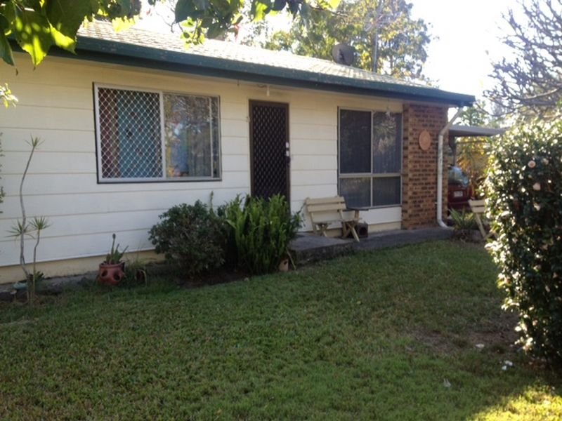 11-halliday-street-eagleby-qld-4207-property-details