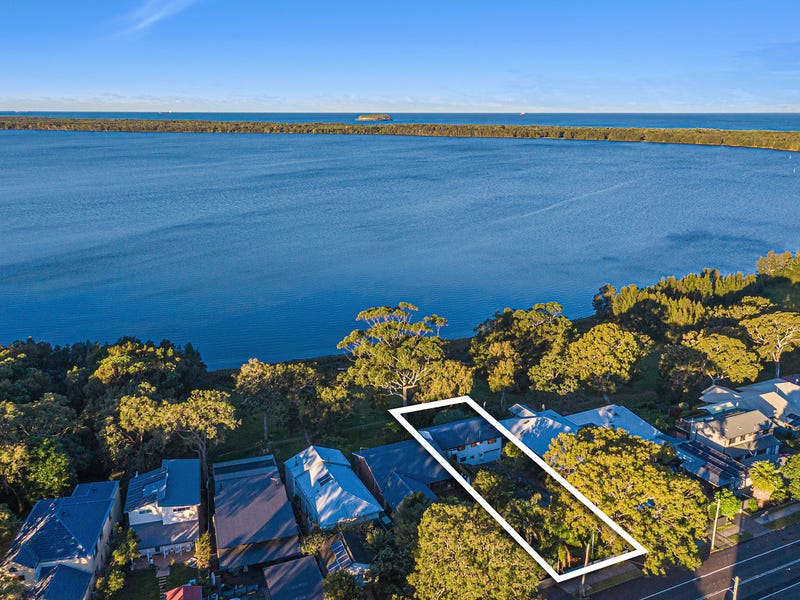 55 Sunrise Avenue, Budgewoi, NSW 2262 Property Details
