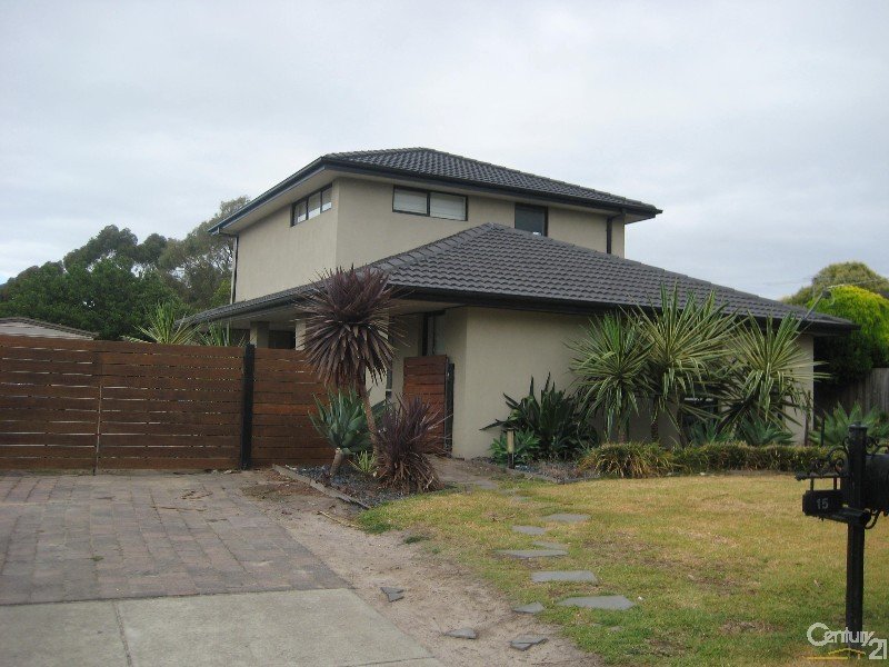 15 Deanswood Drive, Somerville, Vic 3912 Property Details