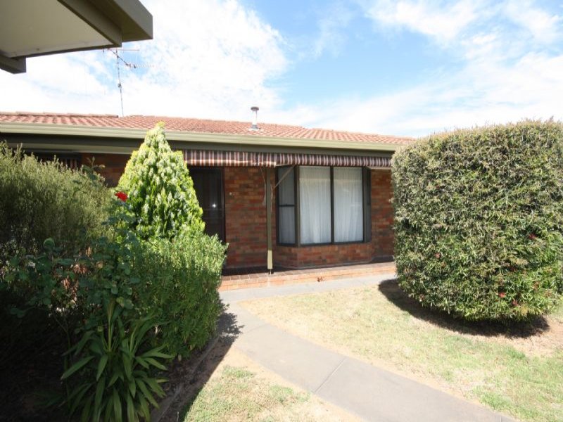 2/29 Mackay Street, Rochester, Vic 3561 Property Details