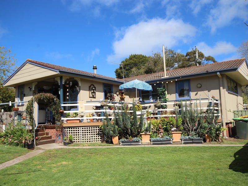 19 Cook Drive, Eden, NSW 2551