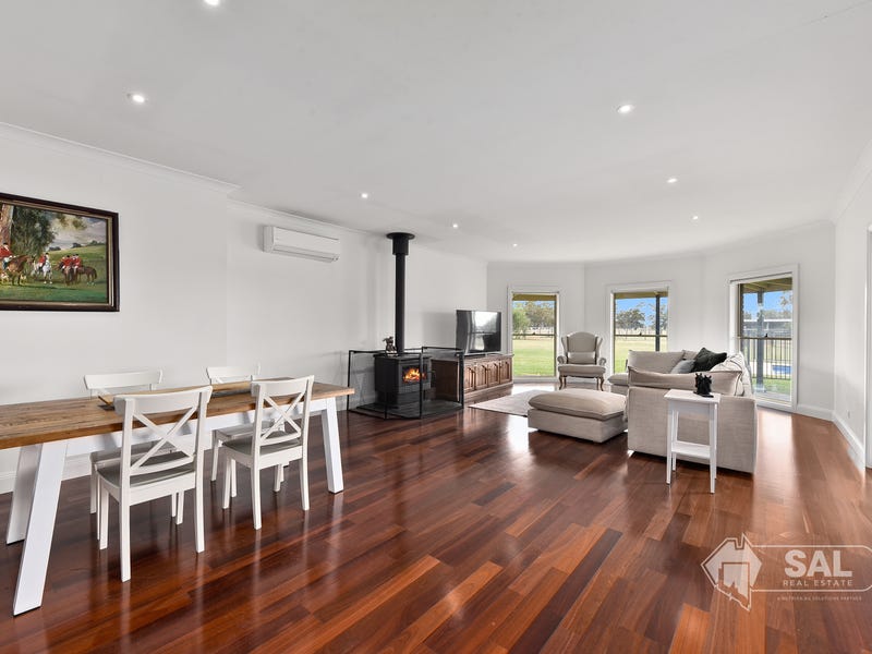 Houses for Sale in SA Pg. 58