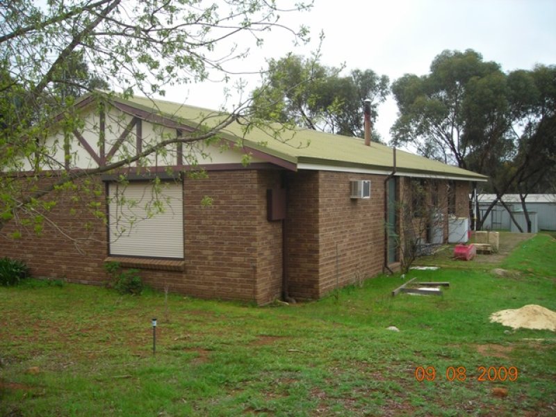 Property 105931132, Toodyay, WA 6566 Property Details