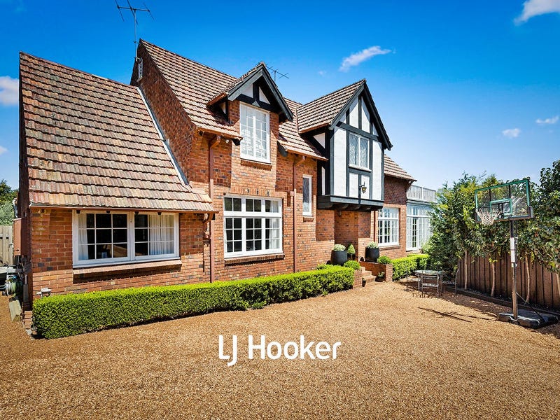 8a Glenhaven Road, Glenhaven, NSW 2156 Property Details