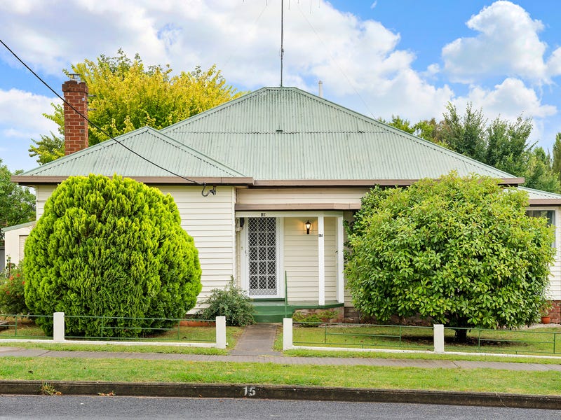 15 Mont Street, Yass, NSW 2582 Property Details
