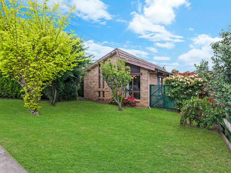 3 Wollaston Road, Warrnambool, Vic 3280 Property Details