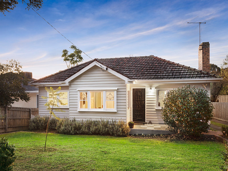 20 Winton Street, Burwood, VIC 3125