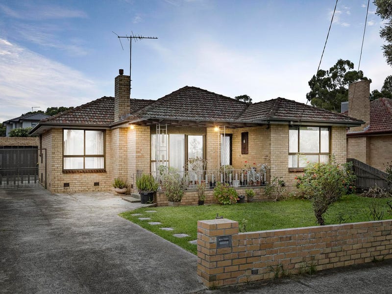 6 Mcmahon Road, Reservoir, VIC 3073