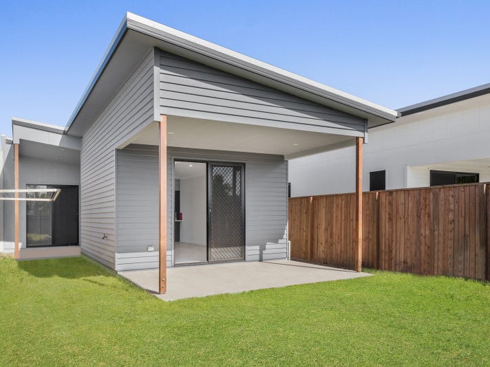 5 Castleview Lane, Garbutt, QLD 4814