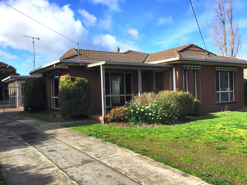 10 Dowling Street, Colac, VIC 3250