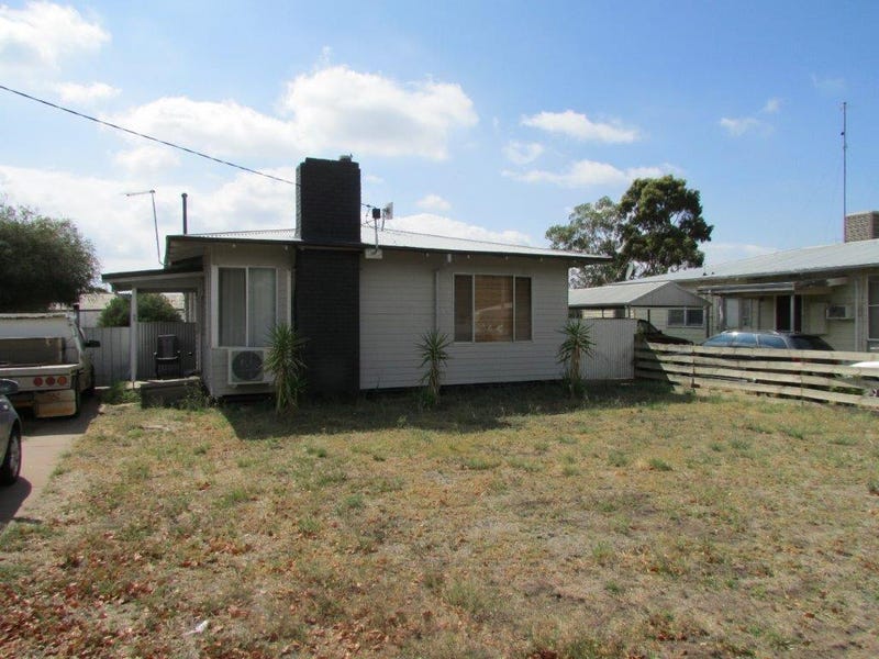 11 Clifford Street, Warracknabeal, Vic 3393 Property Details