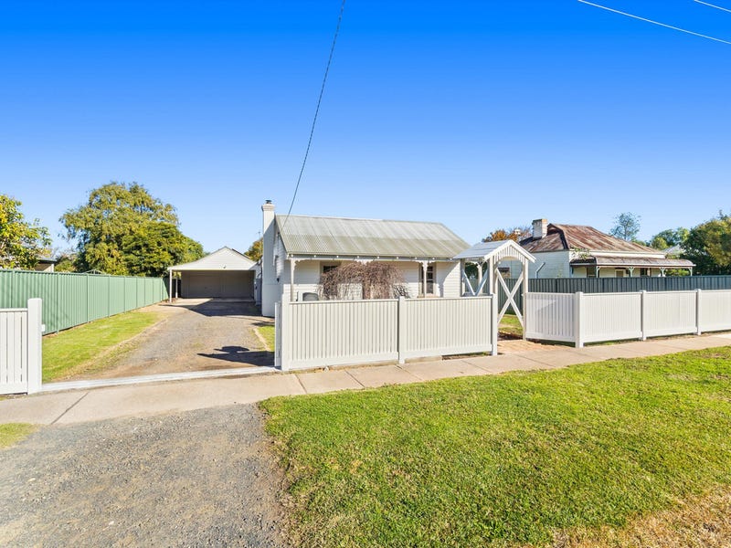 13 King Street, Maffra, Vic 3860 House for Sale