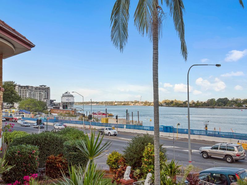 2/394 Kingsford Smith Drive, Hamilton, QLD 4007