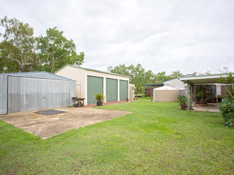 10 Bennet Street, St Helens Beach, Qld 4798 - House for 