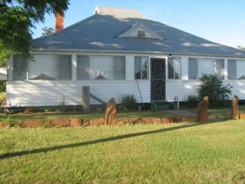 7 Railway Parade, Warialda Rail, NSW 2402