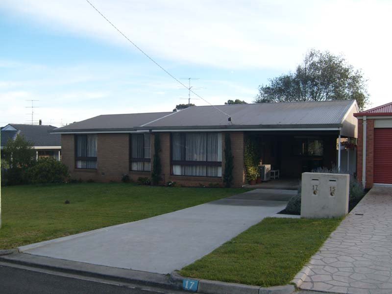 17 Worthy Street, Leongatha, Vic 3953 Property Details
