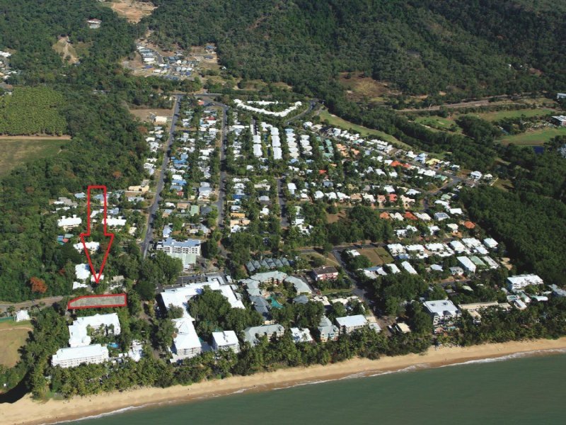 11 Veivers Road, Palm Cove, QLD 4879