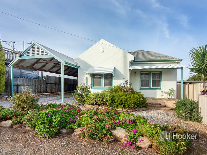 6 Martin Place, Christies Beach, SA 5165