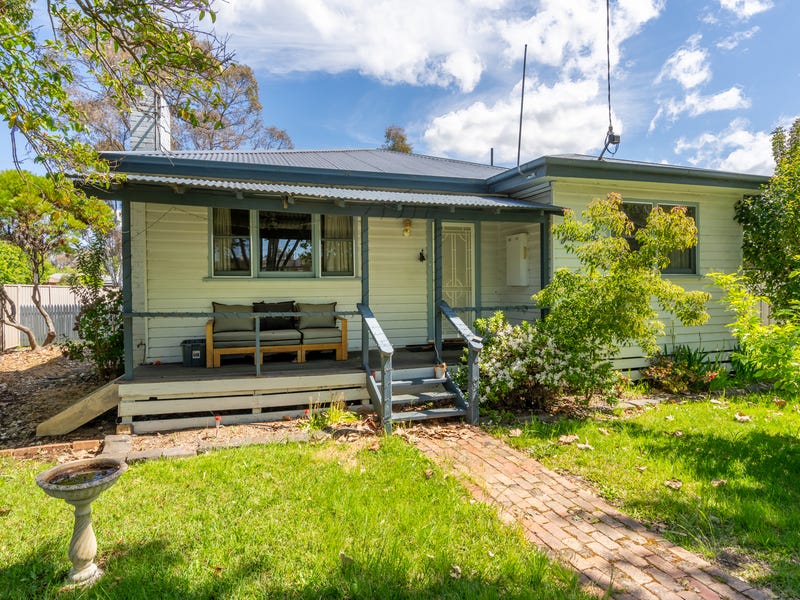 19 Tallarook Street, Seymour, Vic 3660 House for Sale