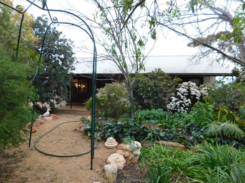 14 Heritage Road, Warnertown, SA 5540 Property Details