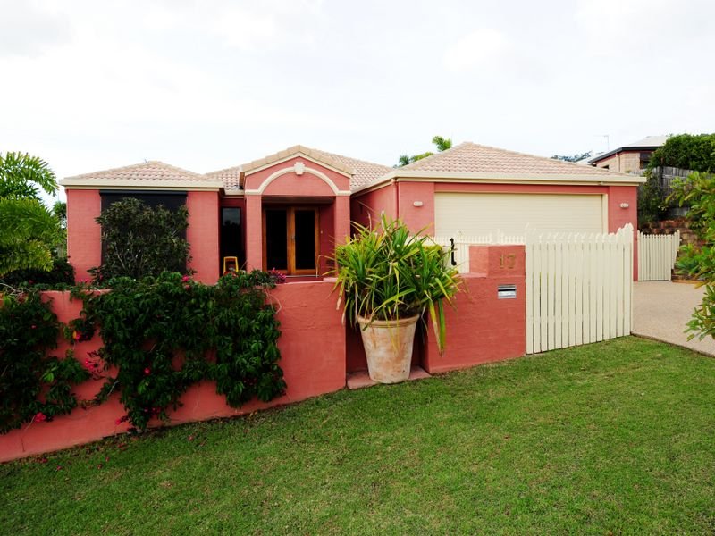 17 Sandringham Close, Telina, QLD 4680