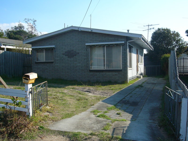 82 Third Avenue, Rosebud, Vic 3939 Property Details