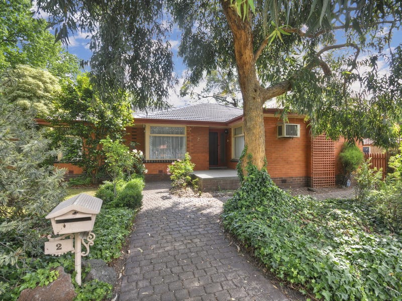 2 Blackwood Park Road, Ferntree Gully, Vic 3156