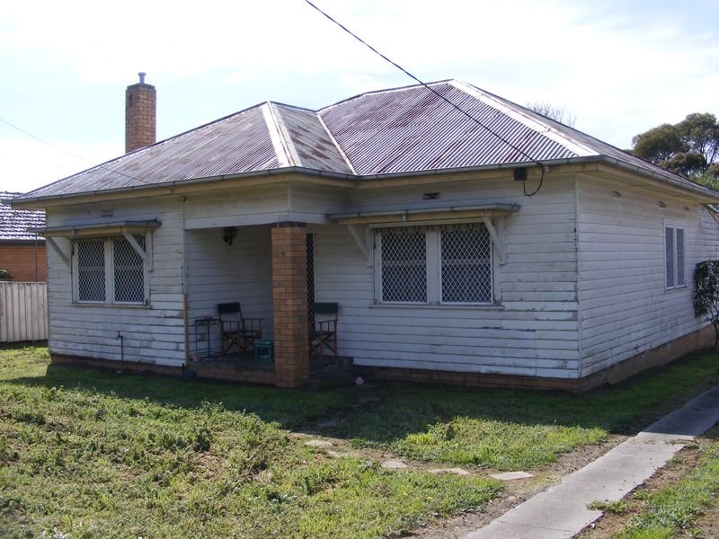 Sold House Prices & Auction Results in Johnstone Cres, Colac, VIC 3250