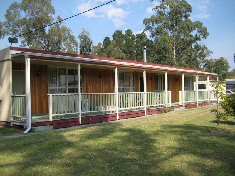 23 Tamboon Road, Cann River, VIC 3890