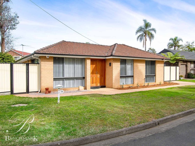 32 Ruthven Avenue, Milperra, NSW 2214 Property Details