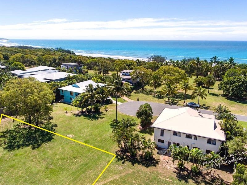 14 Beach Houses Estate Road, Agnes Water, QLD 4677