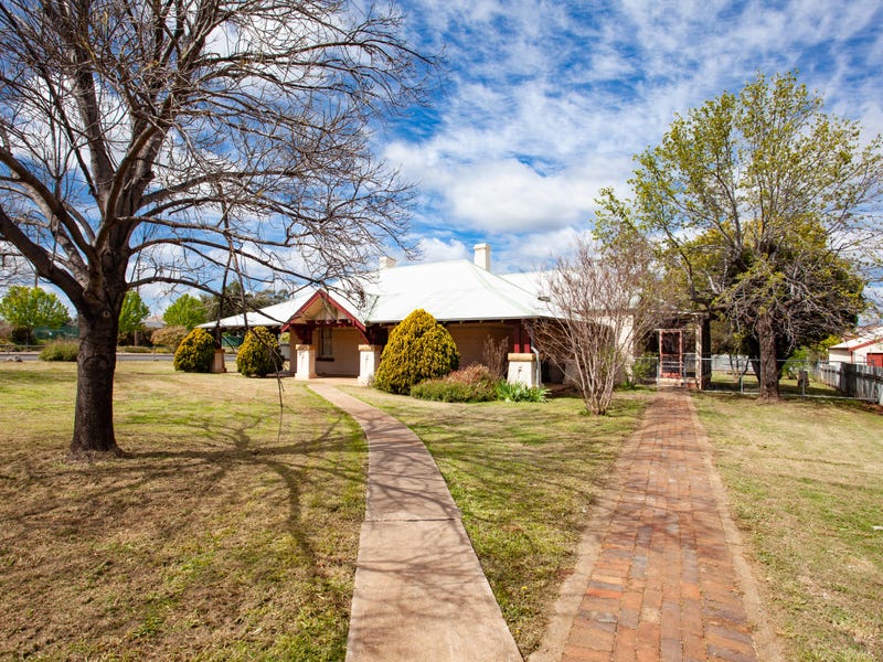 61 Warne St, Wellington, NSW 2820 Property Details