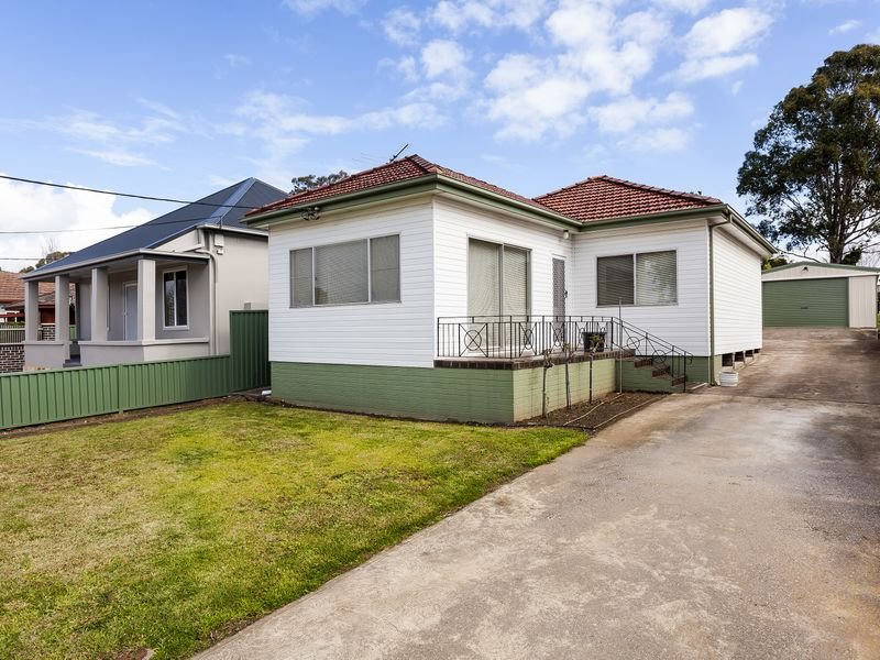16 Gordon Avenue, South Granville, NSW 2142