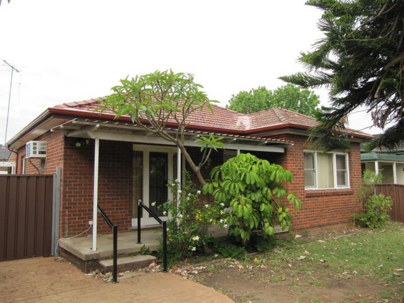 57 Cathcart Street, Fairfield, NSW 2165