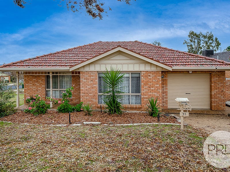 35 Brooklyn Drive, Bourkelands, NSW 2650