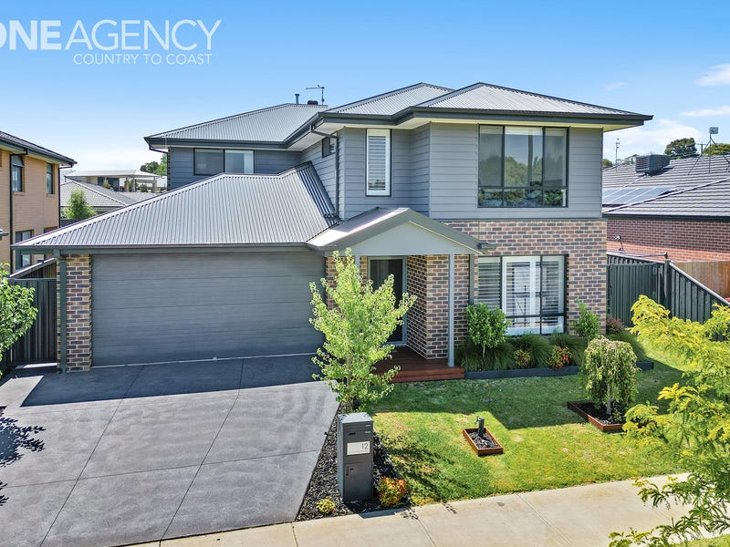12 Meadowbrook Crescent, Warragul, Vic 3820 Property Details