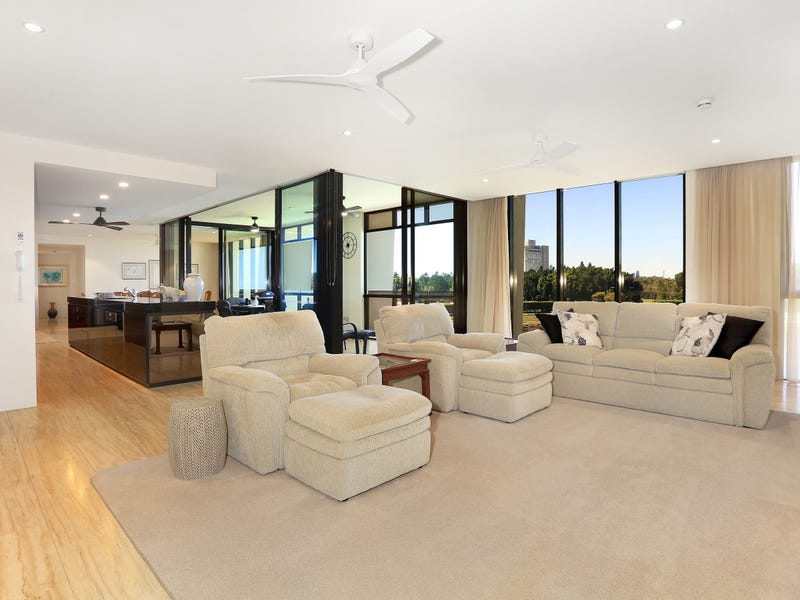 Real Estate & Property for Sale in Benowa, QLD 4217