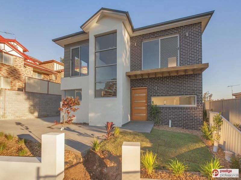 1/64 Junction road, Moorebank, NSW 2170 Property Details